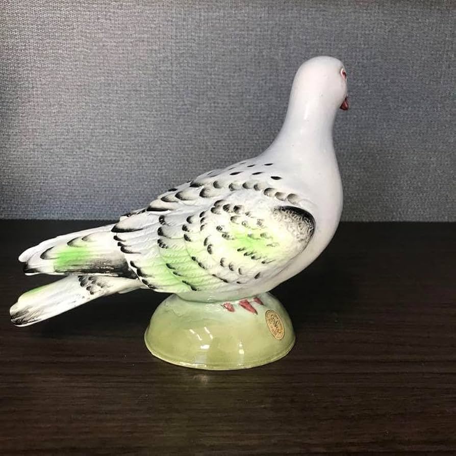 陶器　置物　共箱 鈴木 治 卯置物 | 銀座 黒田陶苑